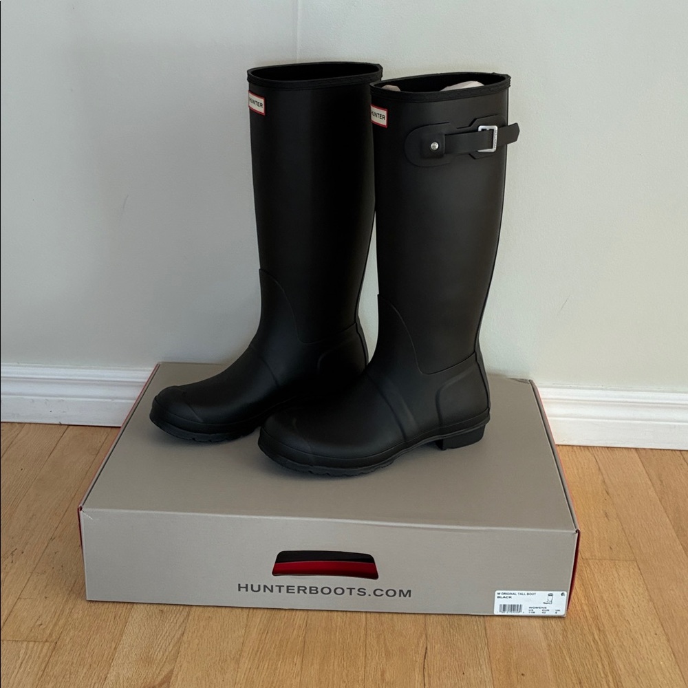 Hunter Classic Black Waterproof Boots